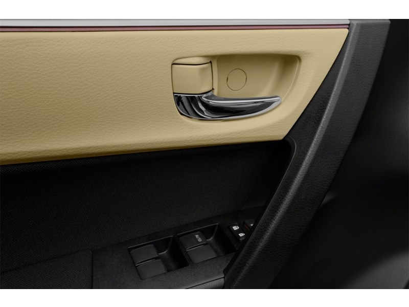 2016 Toyota Corolla LE (CVT) Exterior Shot 14
