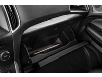 2017 Ford Edge Titanium Interior Shot 4