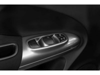 2015 Nissan Juke SV (CVT) Exterior Shot 14