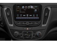 2017 Chevrolet Malibu LT w/1LT Interior Shot 2