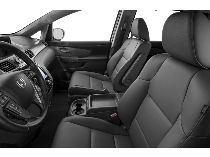 2016 Honda Odyssey EX-L w/Navi (A6) Interior Shot 4