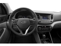 2018 Hyundai Tucson SE 2.0L Interior Shot 3