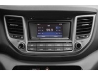 2018 Hyundai Tucson SE 2.0L Interior Shot 2