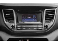 2018 Hyundai Tucson SE 2.0L Interior Shot 2