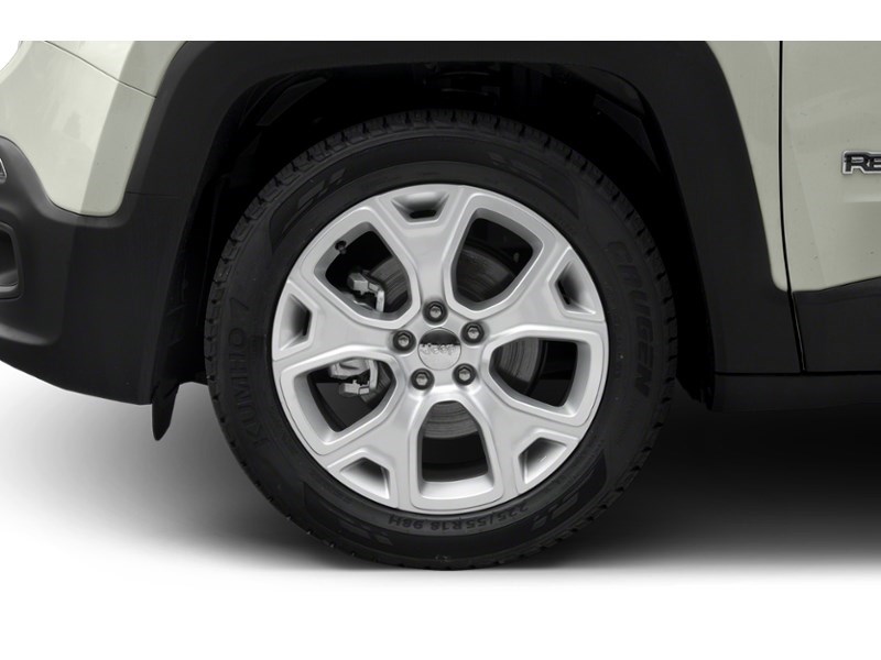 2015 Jeep Renegade Limited Exterior Shot 5