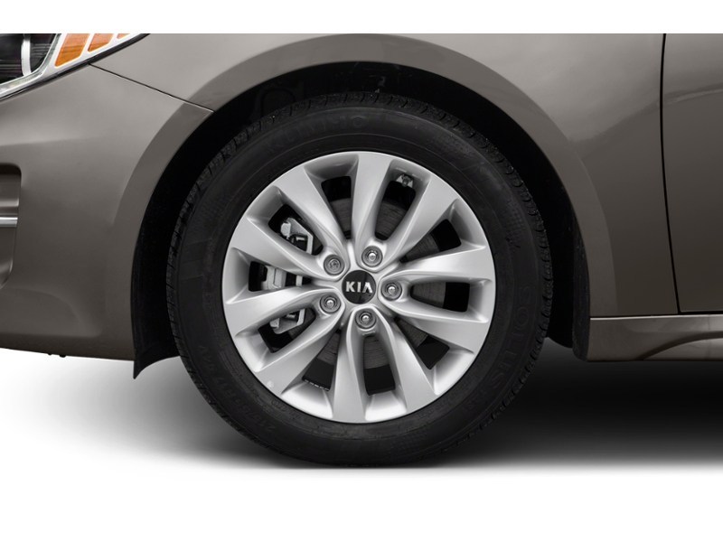 2018 Kia Optima LX+ Exterior Shot 5