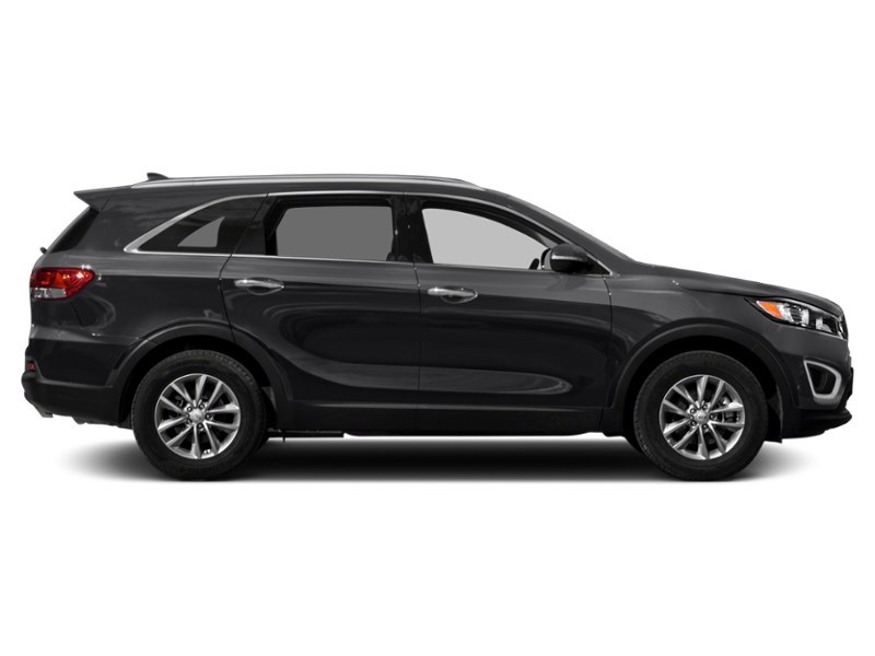 2018 Kia Sorento 3.3L LX V6 7-Seater Exterior Shot 11