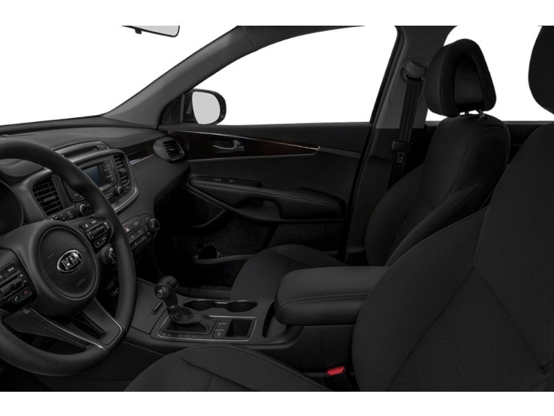 2018 Kia Sorento 3.3L LX V6 7-Seater Interior Shot 4