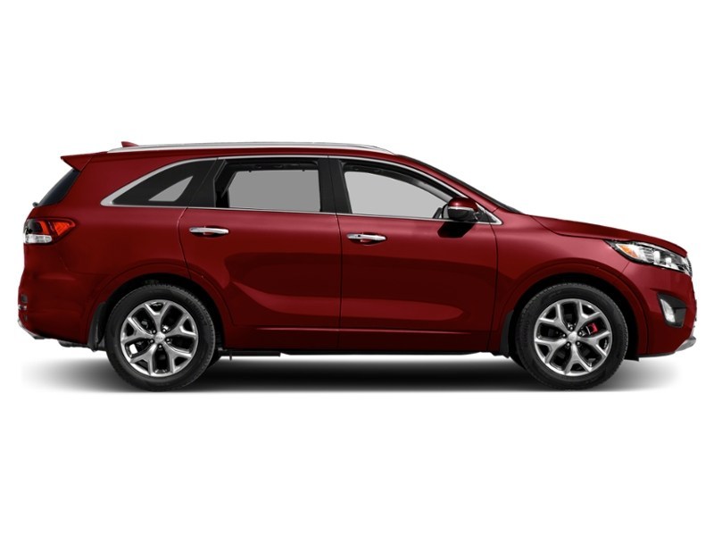 2016 Kia Sorento 3.3L SX 7-Seater Exterior Shot 11