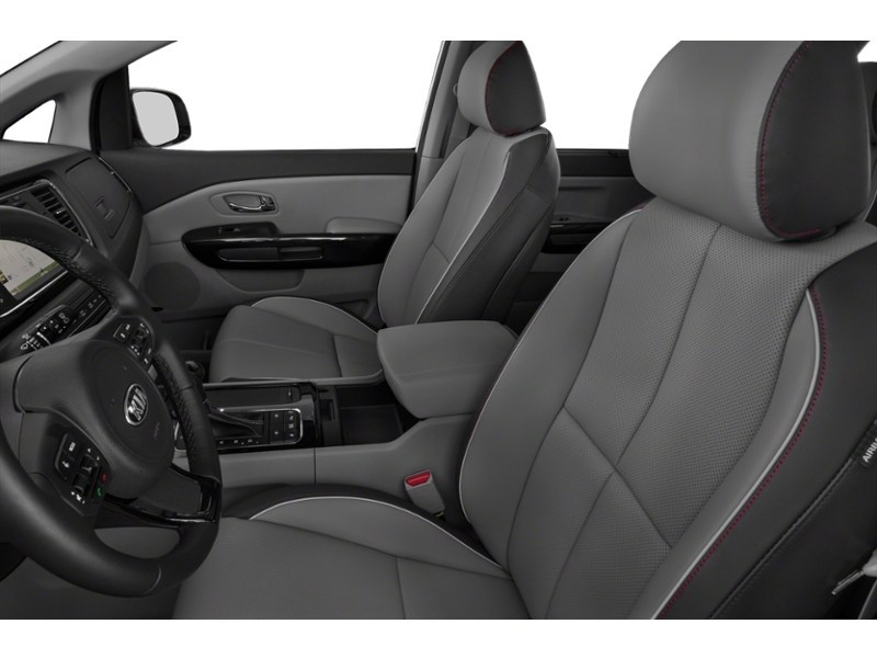 2018 Kia Sedona SX+ Interior Shot 4