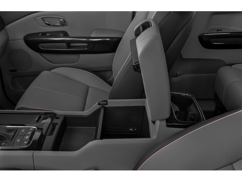 2018 Kia Sedona SX+ Interior Shot 7