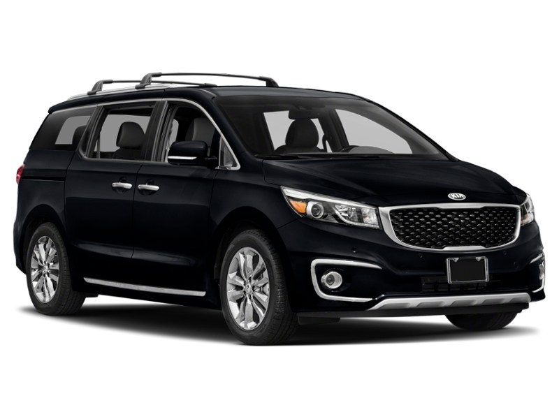 2015 Kia Sedona SXL Exterior Shot 9