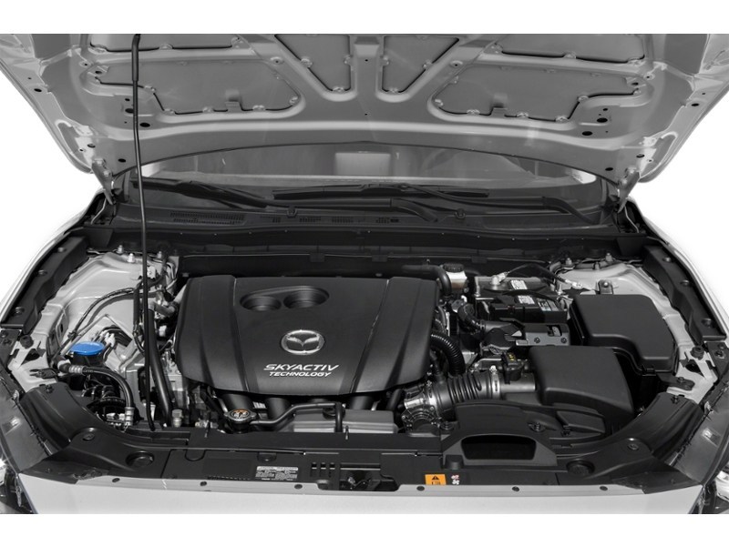 2016 Mazda Mazda3 Sport GX (A6) Exterior Shot 3