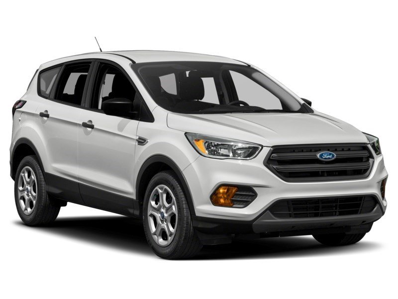 2019 Ford Escape SE Exterior Shot 9