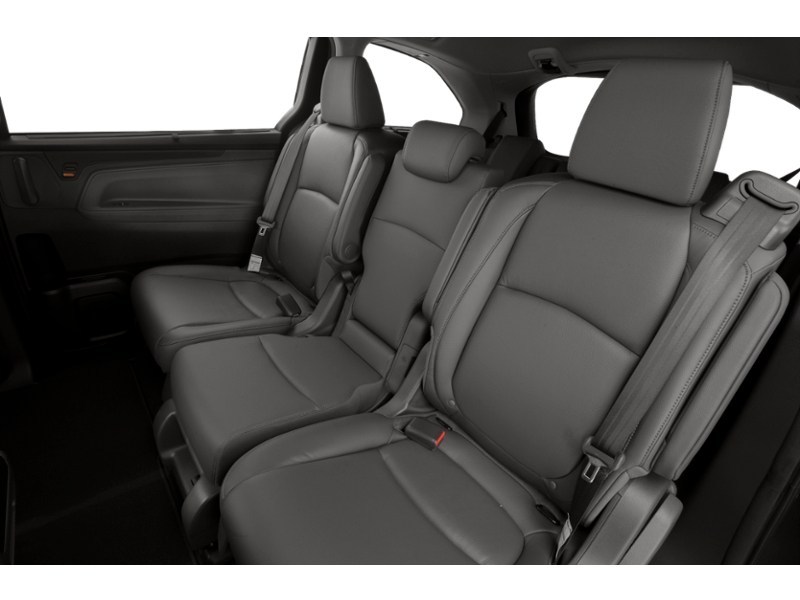 2019 Honda Odyssey Touring (A10) Interior Shot 5