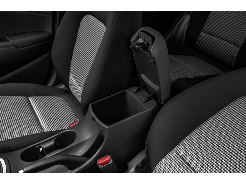 2018 Hyundai Kona 2.0L Luxury (A6) Interior Shot 7