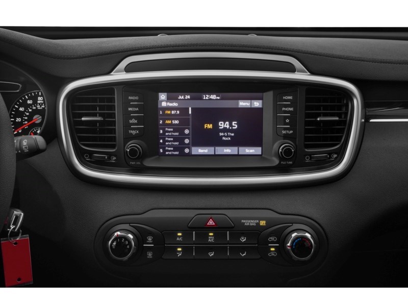 2019 Kia Sorento 2.4L LX Interior Shot 2