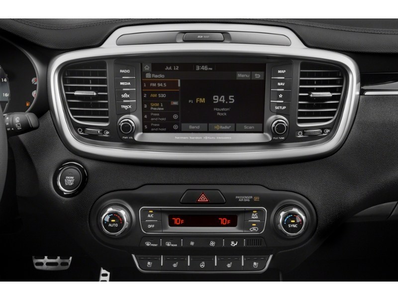 2020 Kia Sorento 3.3L SX Interior Shot 2