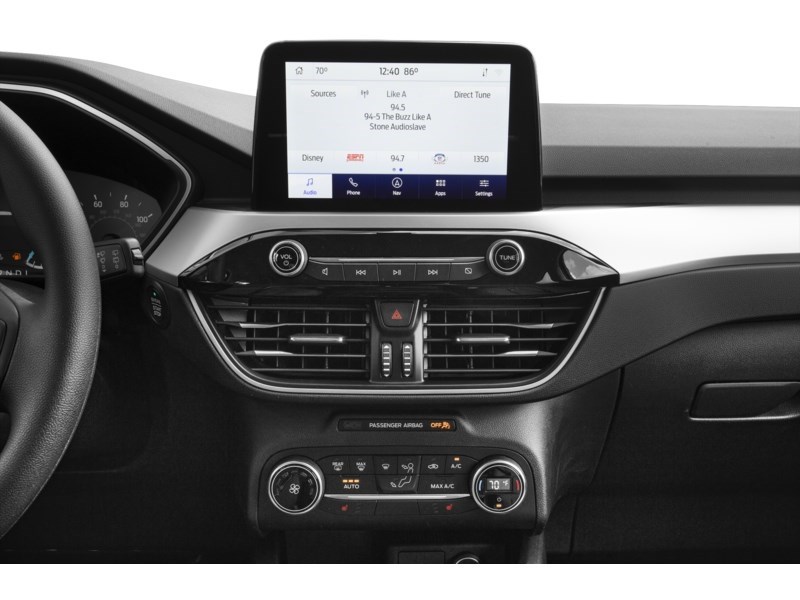 2022 Ford Escape SE Interior Shot 2