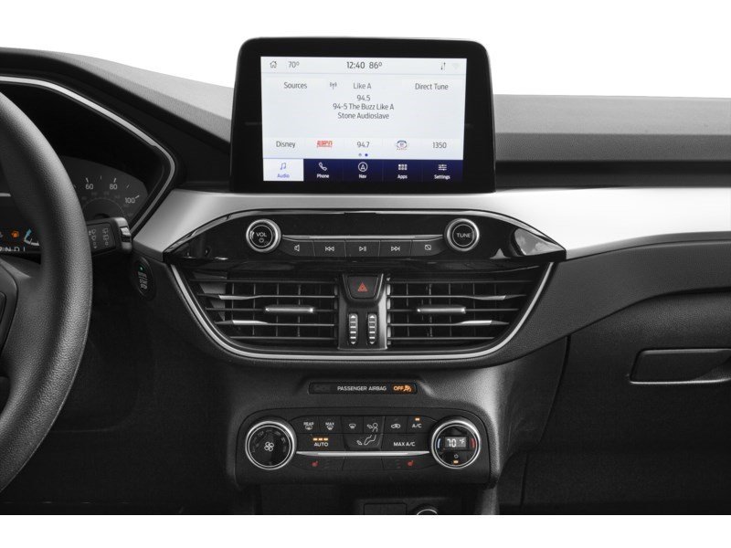 2022 Ford Escape SE Interior Shot 2