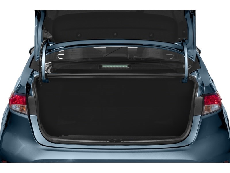 2022 Toyota Corolla LE Exterior Shot 4