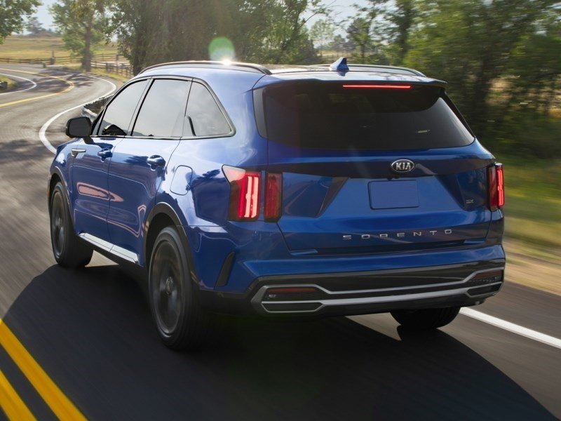 2021 Kia Sorento 2.5L LX Premium OEM Shot 2