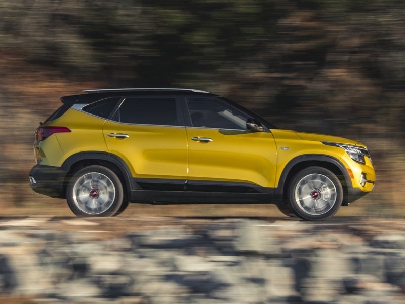 2021 Kia Seltos LX OEM Shot 2