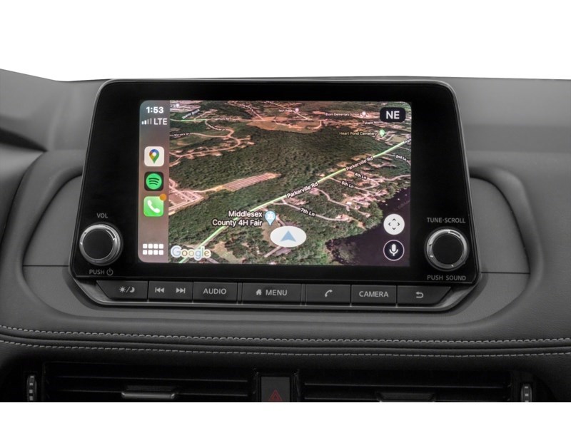 2022 Nissan Rogue SV Interior Shot 8