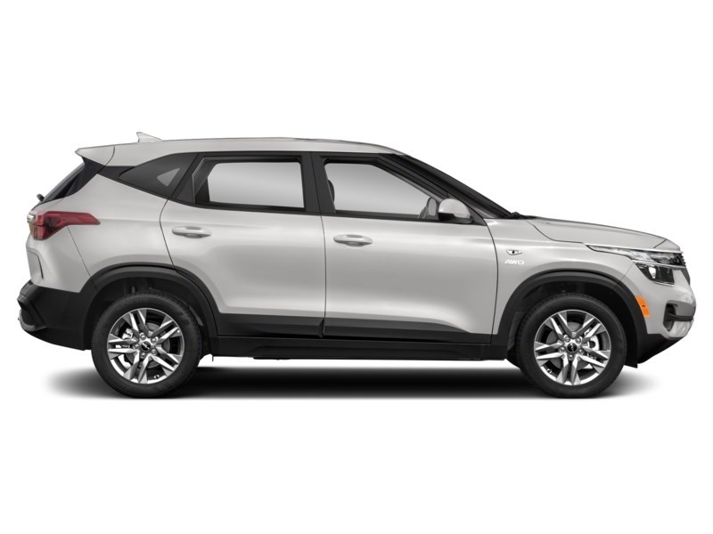 2022 Kia Seltos LX FWD Exterior Shot 10