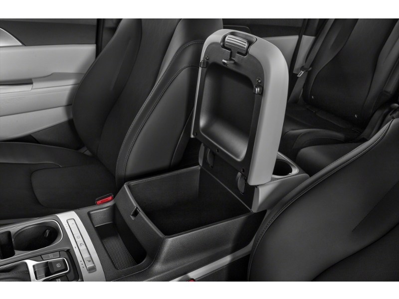 2024 Kia Carnival LX+ Interior Shot 7