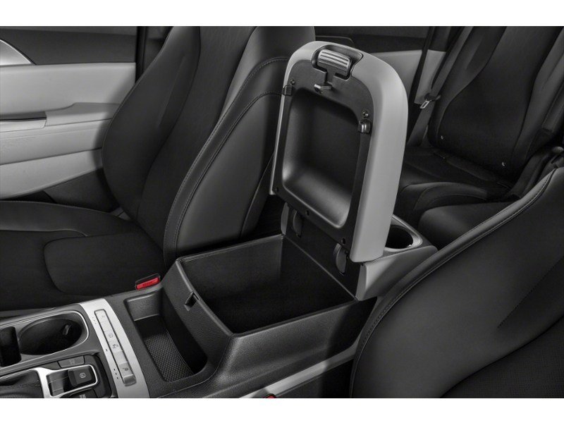 2024 Kia Carnival LX+ Interior Shot 7