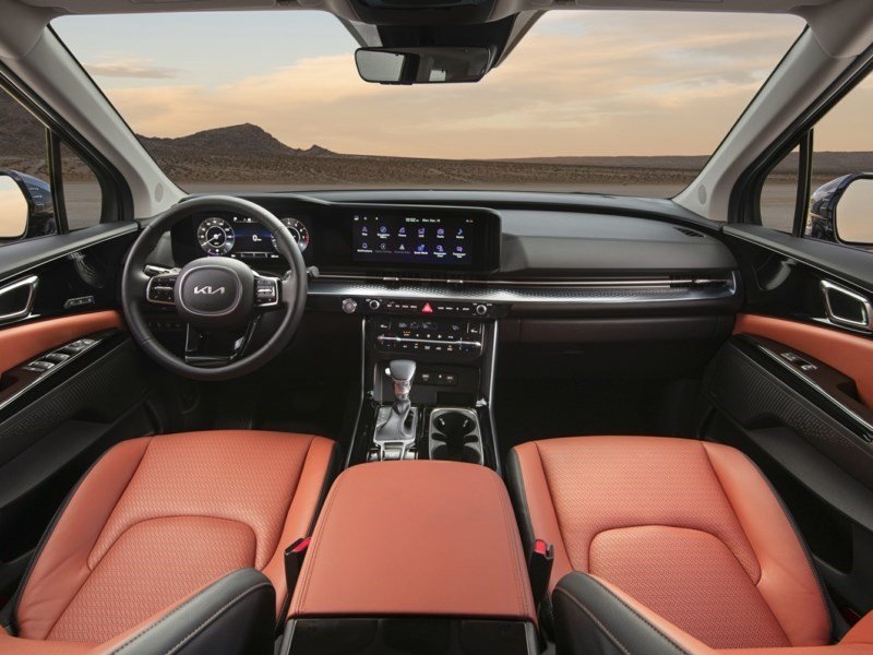 2023 Kia Carnival LX+ OEM Shot 4