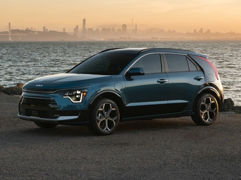 2025 Kia Niro PHEV LX OEM Shot 1