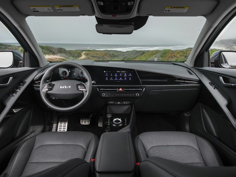 2025 Kia Niro PHEV LX OEM Shot 4