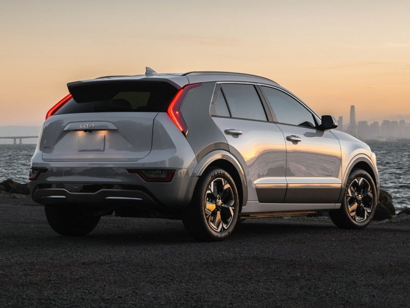 2025 Kia Niro EV Wind OEM Shot 3