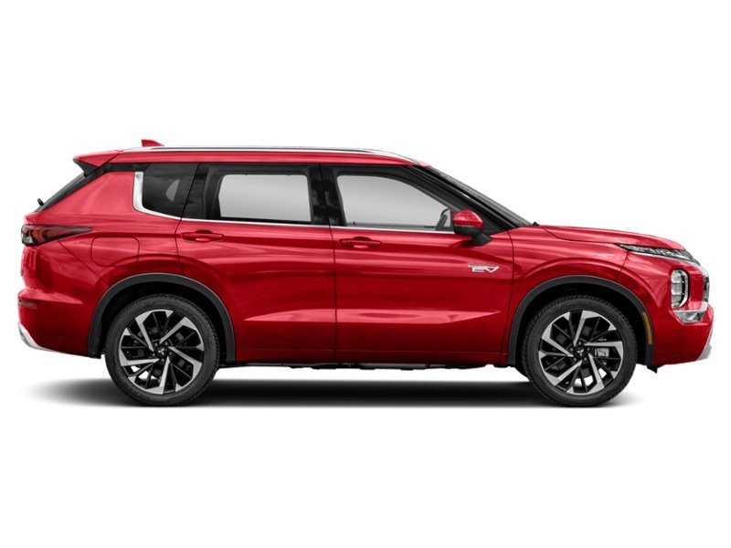 2023 Mitsubishi Outlander Plug-In Hybrid SEL Exterior Shot 10
