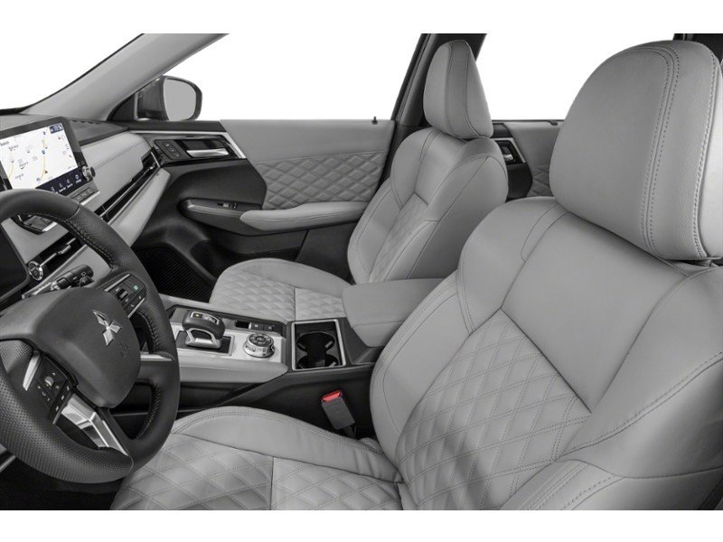 2023 Mitsubishi Outlander Plug-In Hybrid SEL Interior Shot 4