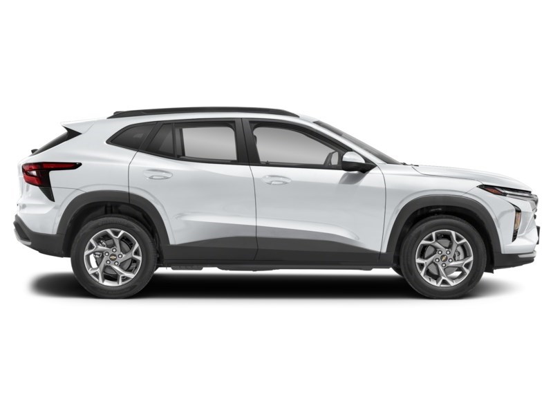 2024 Chevrolet Trax 1RS Exterior Shot 10