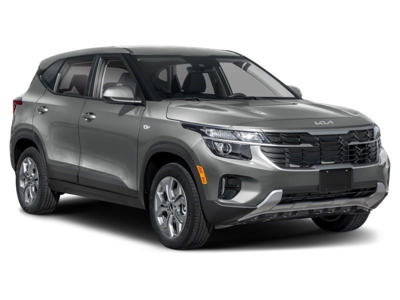 2024 Kia Seltos LX Exterior Shot 8