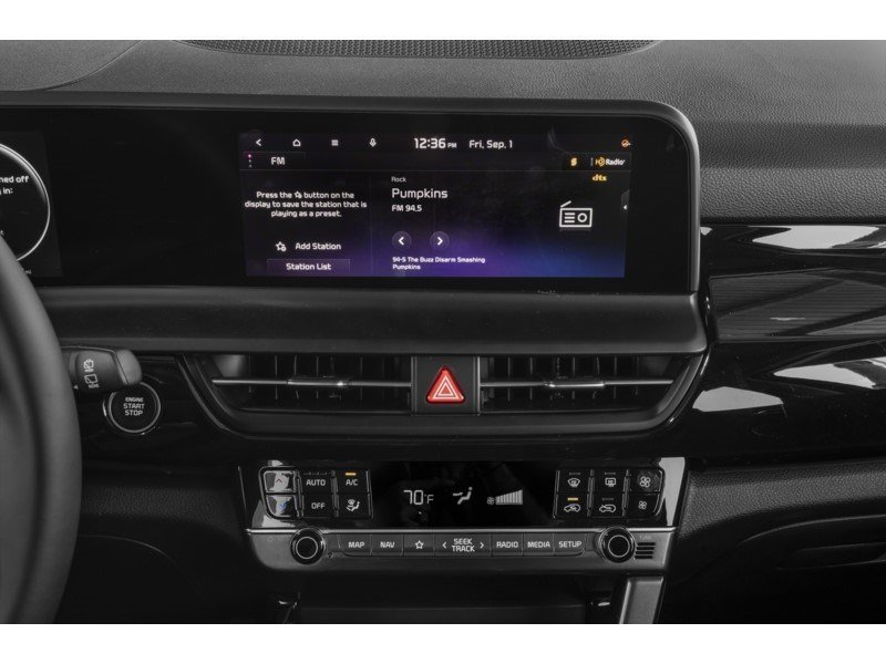 2025 Kia Seltos LX Interior Shot 2