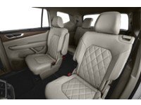 2024 Volkswagen Atlas 2.0 TSI Execline Interior Shot 5