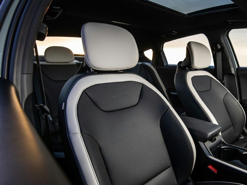 2025 Kia K4 LX OEM Shot 5