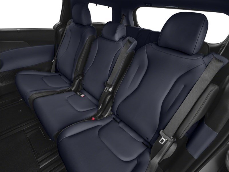2026 Kia Carnival LX OEM Shot 6