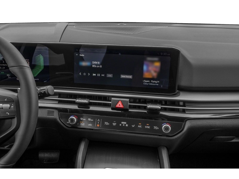 2026 Kia Sportage HEV EX Premium Interior Shot 2