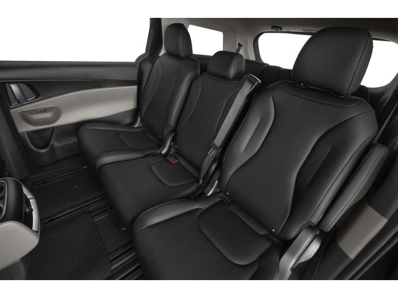 2027 Kia Carnival HEV LX+ Interior Shot 5