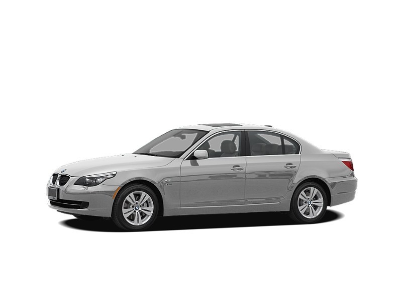 2009 BMW 528 i Titanium Silver Metallic  Shot 3