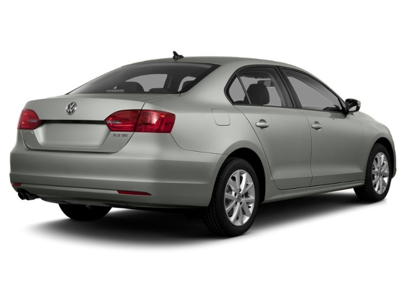 2013 Volkswagen Jetta 2.0L Trendline (M5) Reflex Silver Metallic  Shot 8