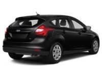 2014 Ford Focus SE Tuxedo Black Metallic  Shot 2